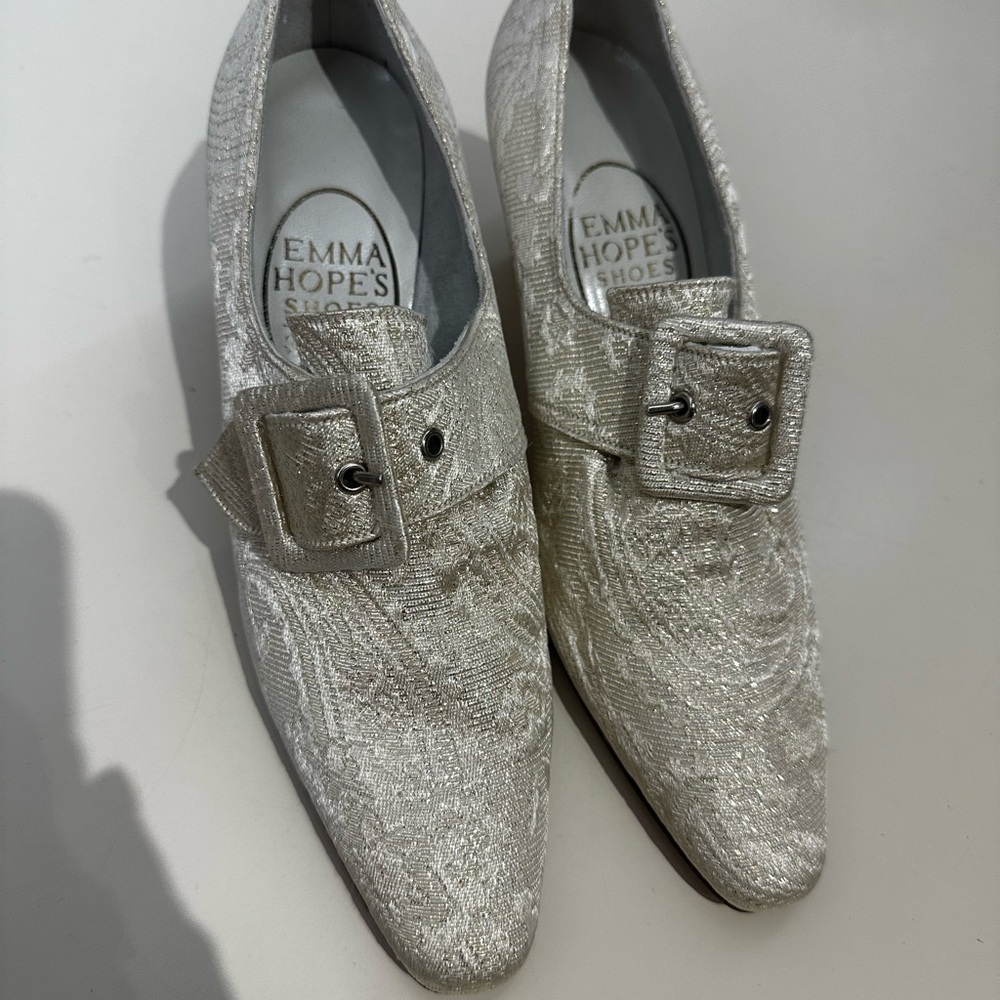 Silver brocade women’s shoes